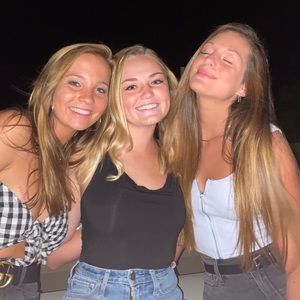 Meet your Posher, Maddie